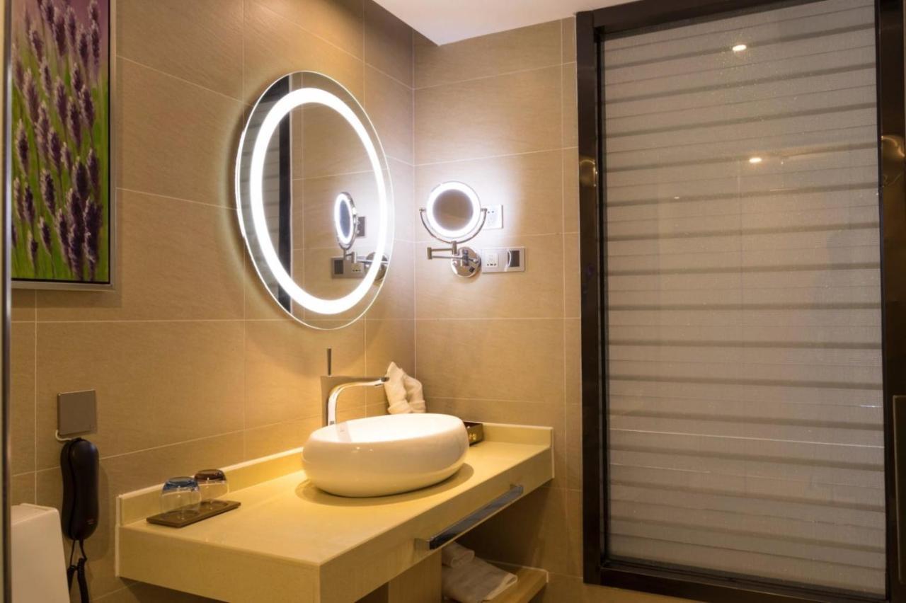 Lavande Hotel Luzhou Jiale Century City Exterior photo